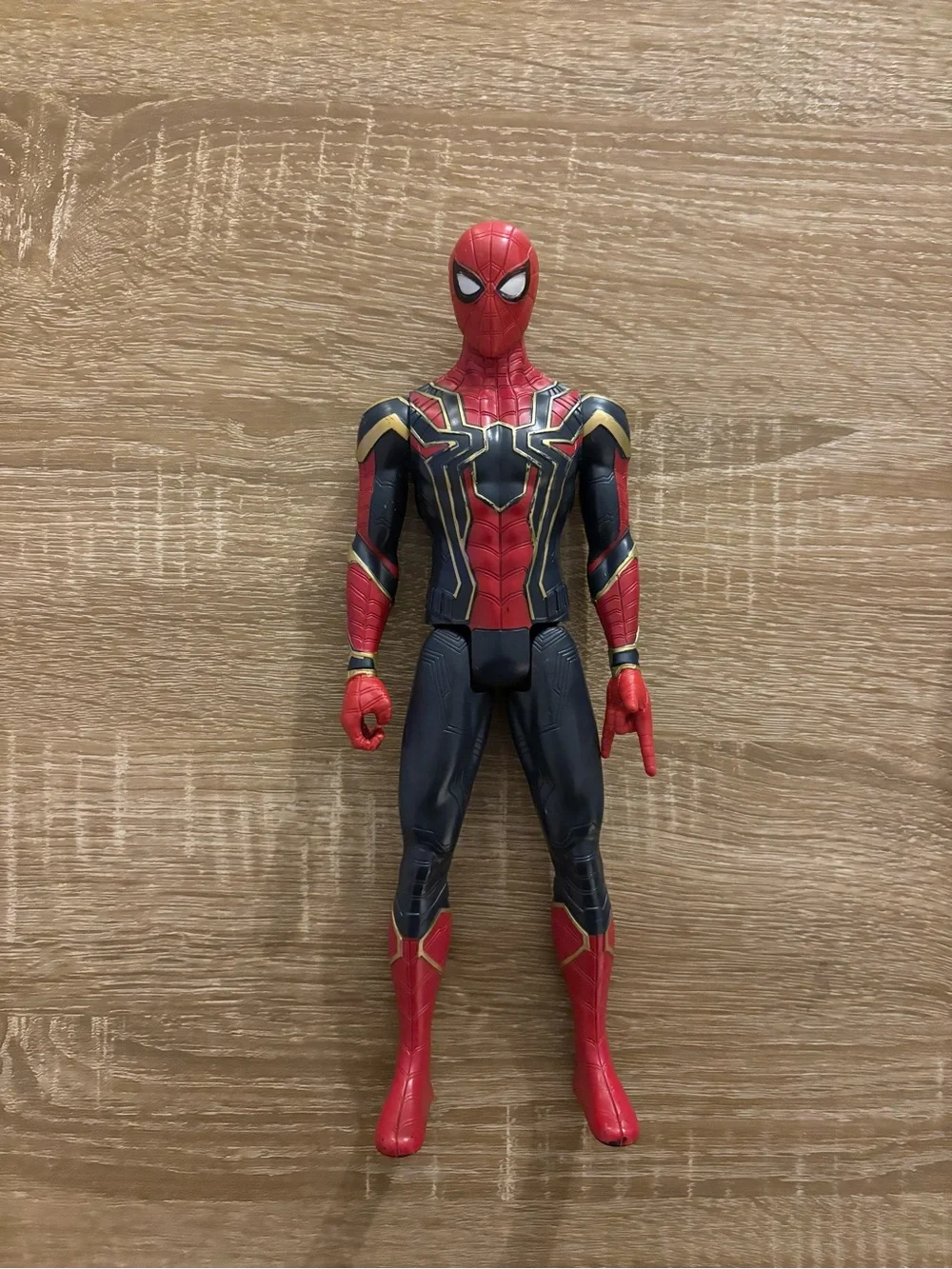Hasbro Marvel Avengers Iron Spider Titan Hero 12 inch